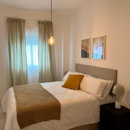 Amazing Apartment City Center - Optional Parking Малага Экстерьер фото